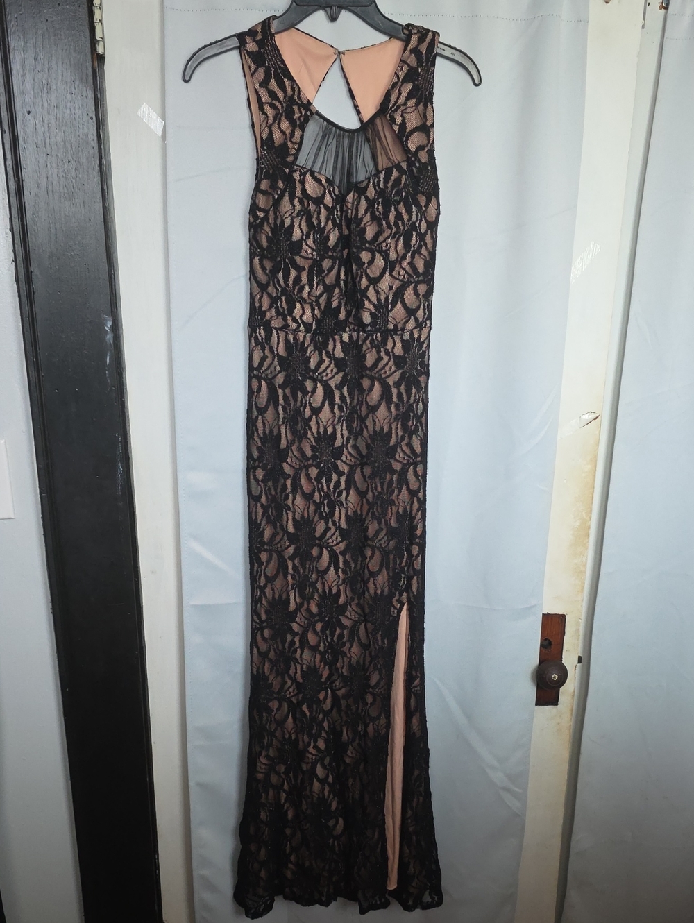 Sleeveless Black Lace Evening Gown with Blush Lining
